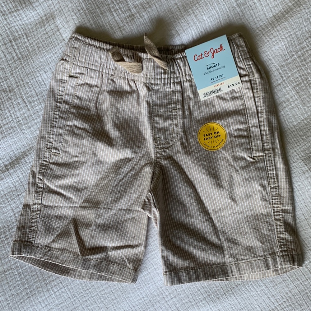 Cat & Jack boys kids shorts nwt new beige white stripes 4/5